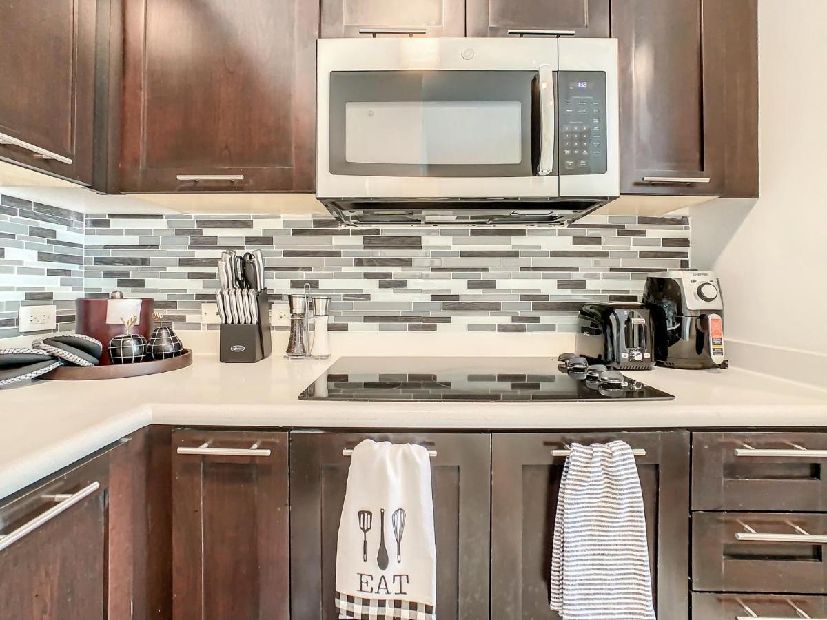 Pet Friendly In Orlando Area Near Disney Celebration Exterior photo