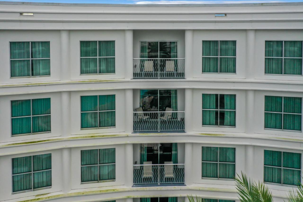 Pet Friendly In Orlando Area Near Disney Celebration Exterior photo